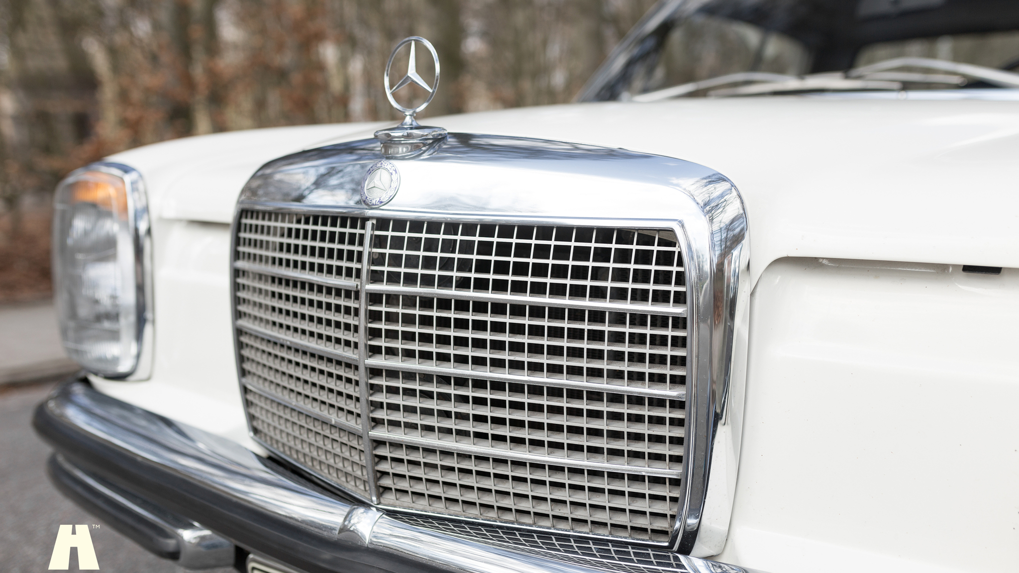 Aussenfoto 1970 Mercedes 250 CE