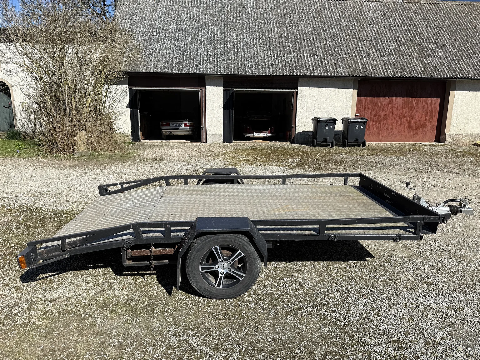 Aussenfoto 1981 Farsbo Bilsläp (6)