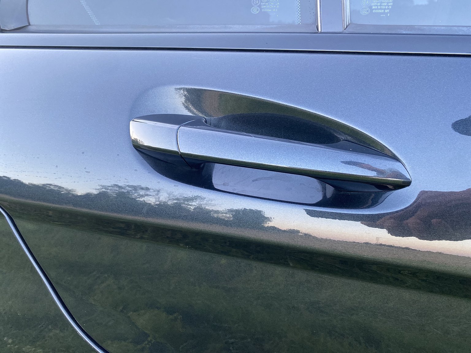 Exteriörbild på 2011 Mercedes-Benz C 63 AMG