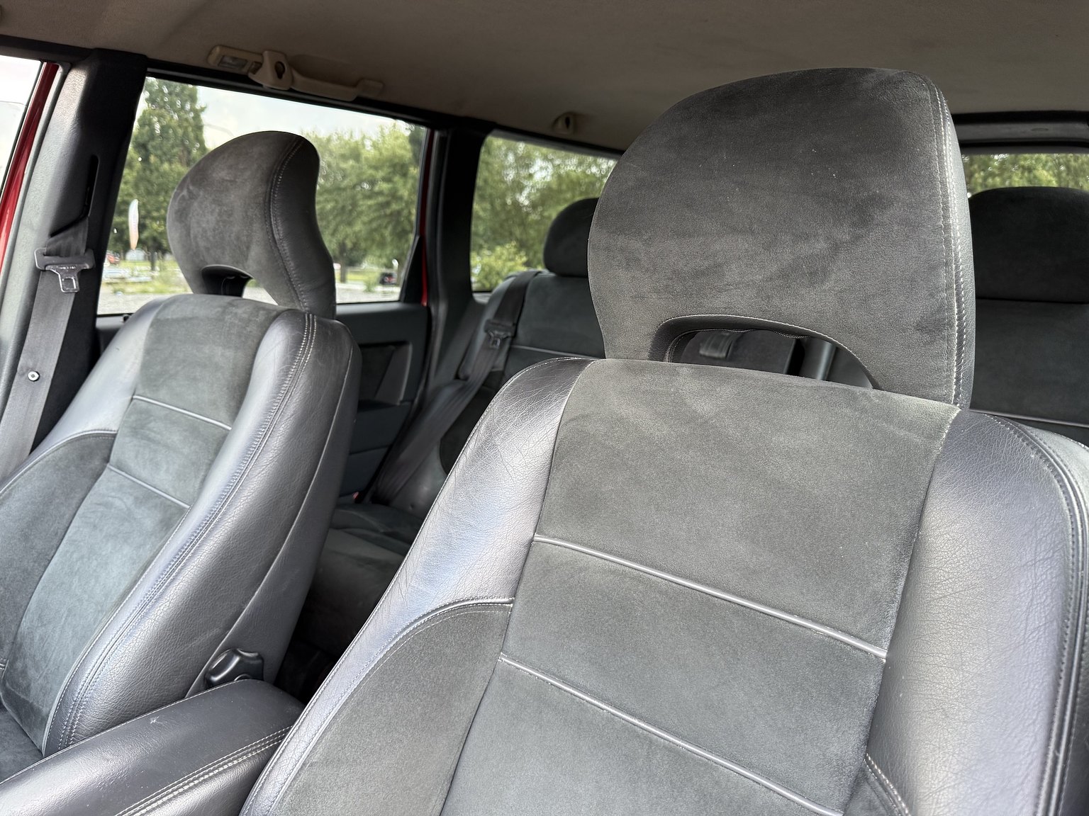 Interior image of 1996 Volvo 850 R "T-Röd"