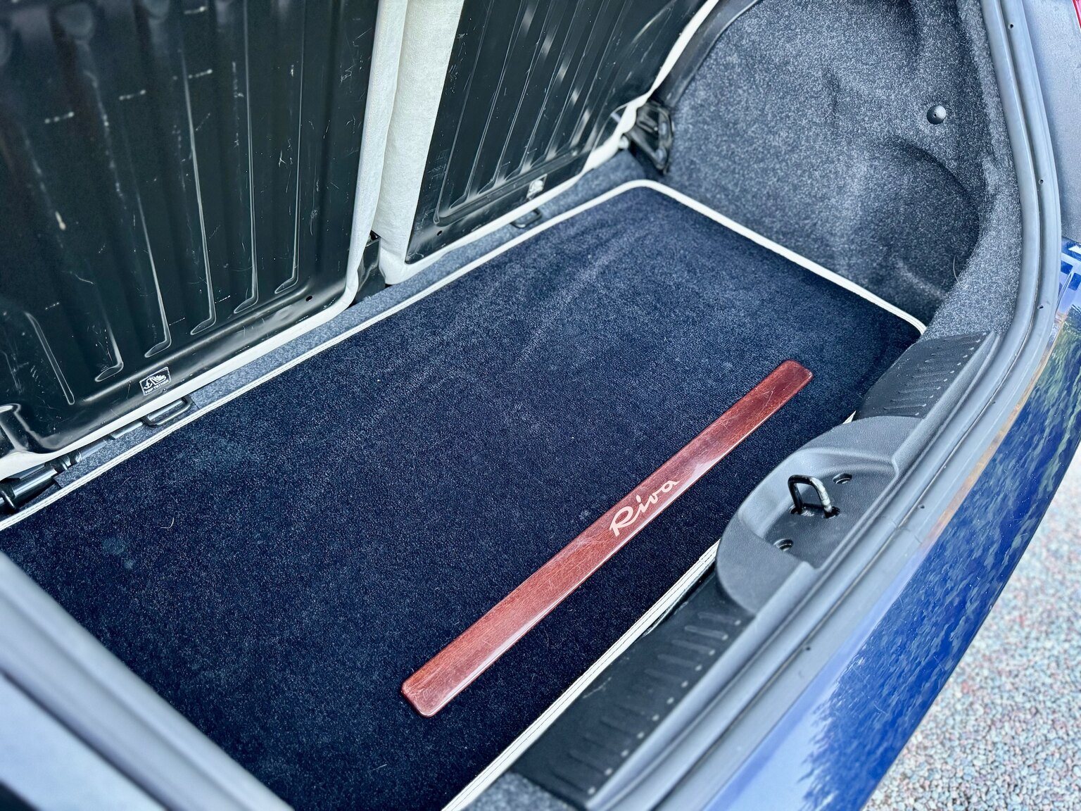 Interiörbild 2017 Fiat 500 Riva