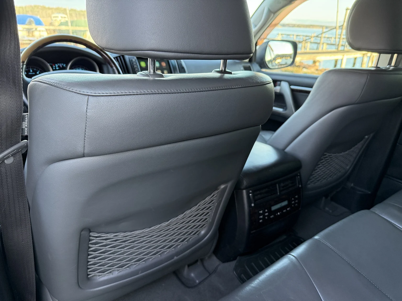 Interiörbild 2008 Toyota Land Cruiser 200 Series 4.5 V8 (29)