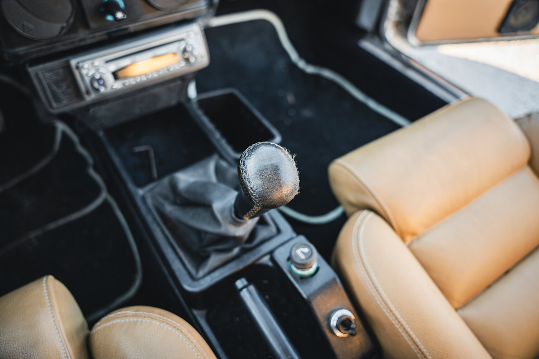 Interior image of 1985 Alfa Romeo GTV 6 2.5 (25)