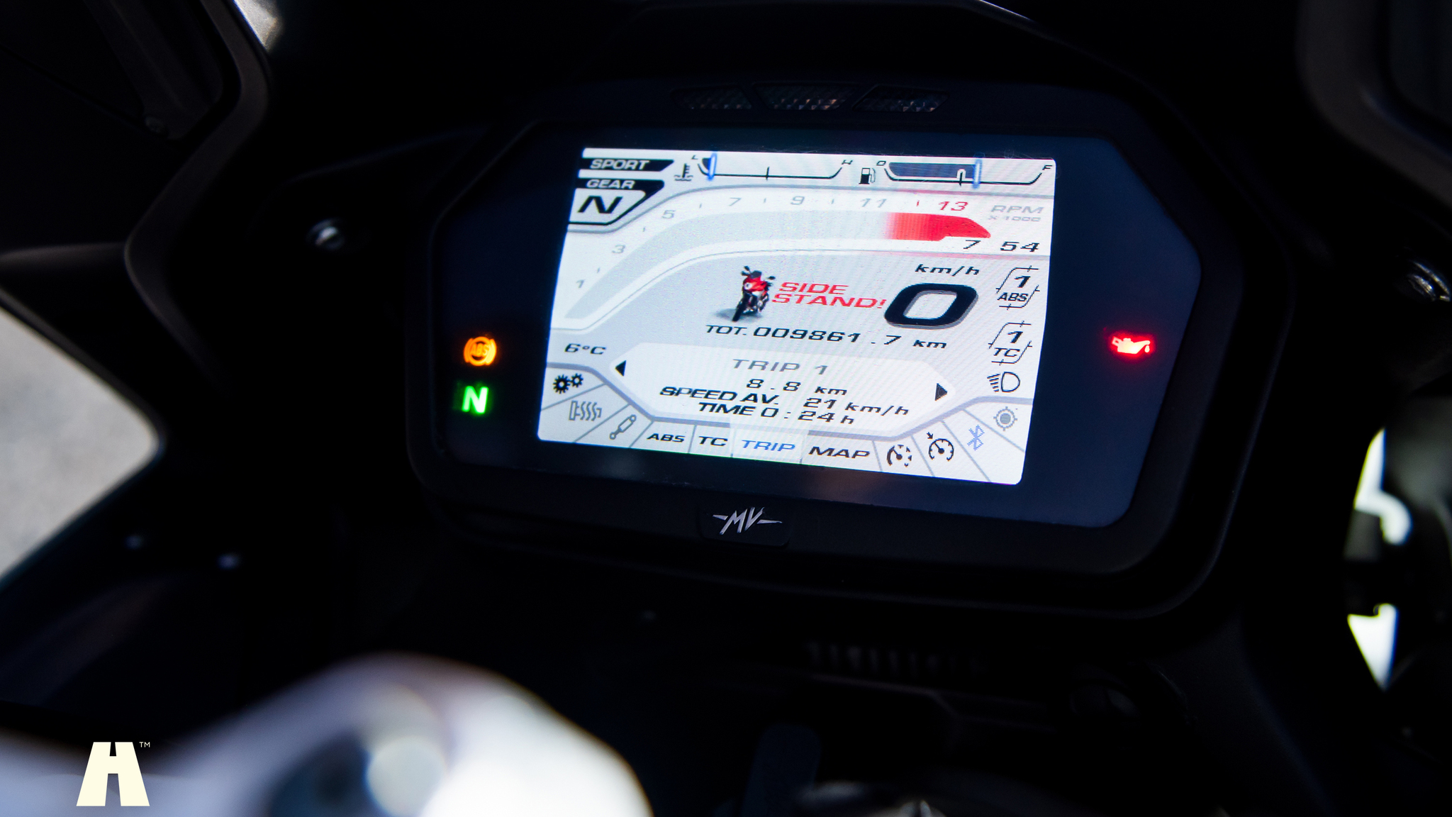 Exteriörbild på 2015 MV Agusta Veloce Turismo 800