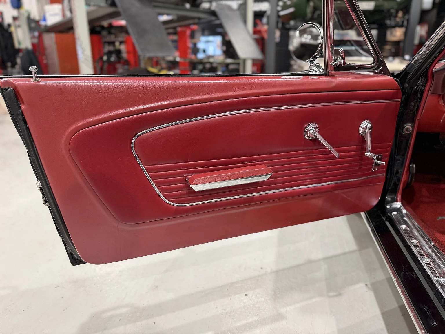 Interiörbild 1966 Ford Mustang Convertible (8)