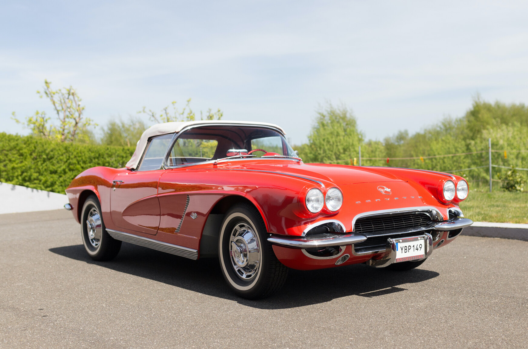 Exterior image of 1962 Corvette C1