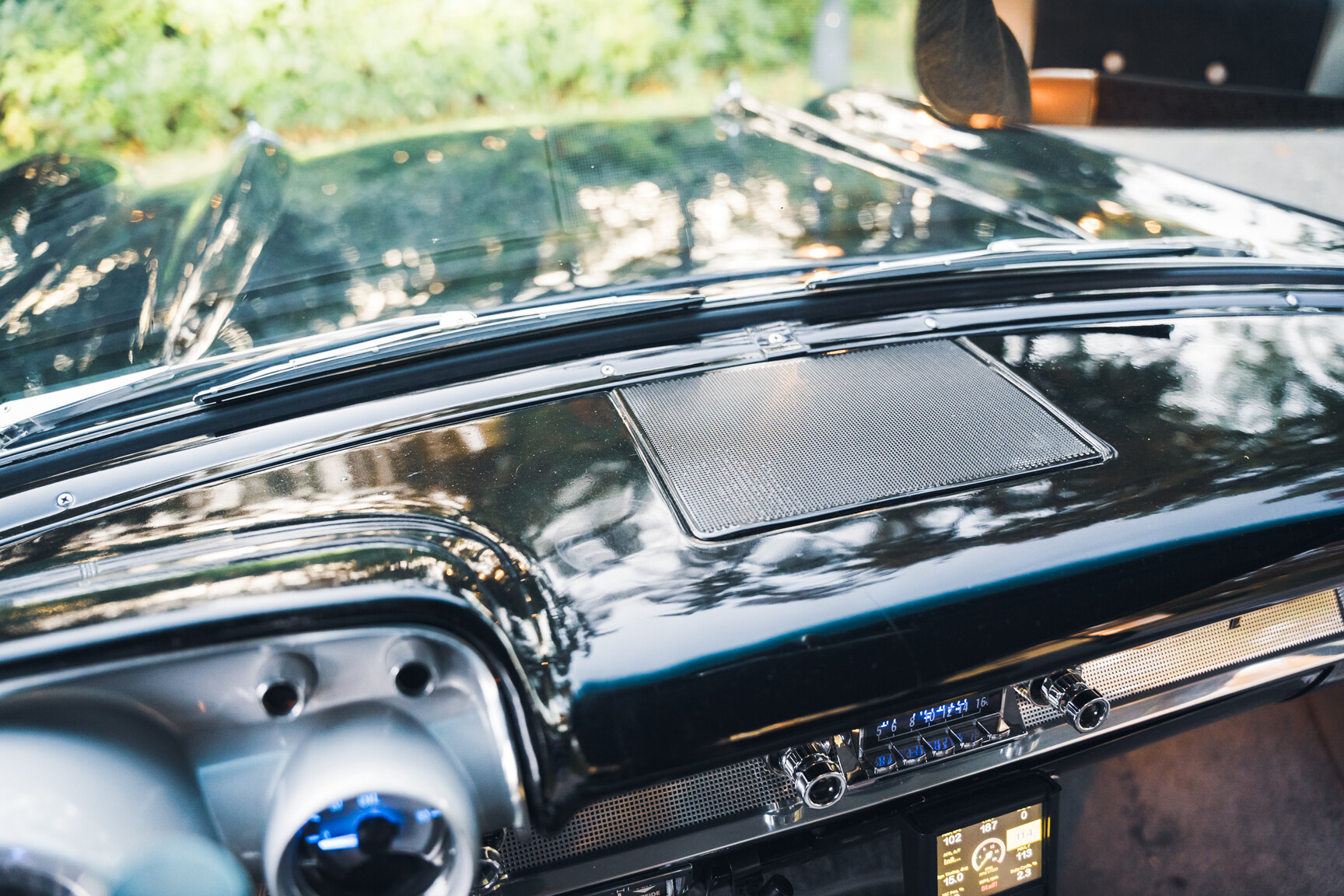 Interior image of 1957 Chevrolet Bel Air Sport Coupé (37)