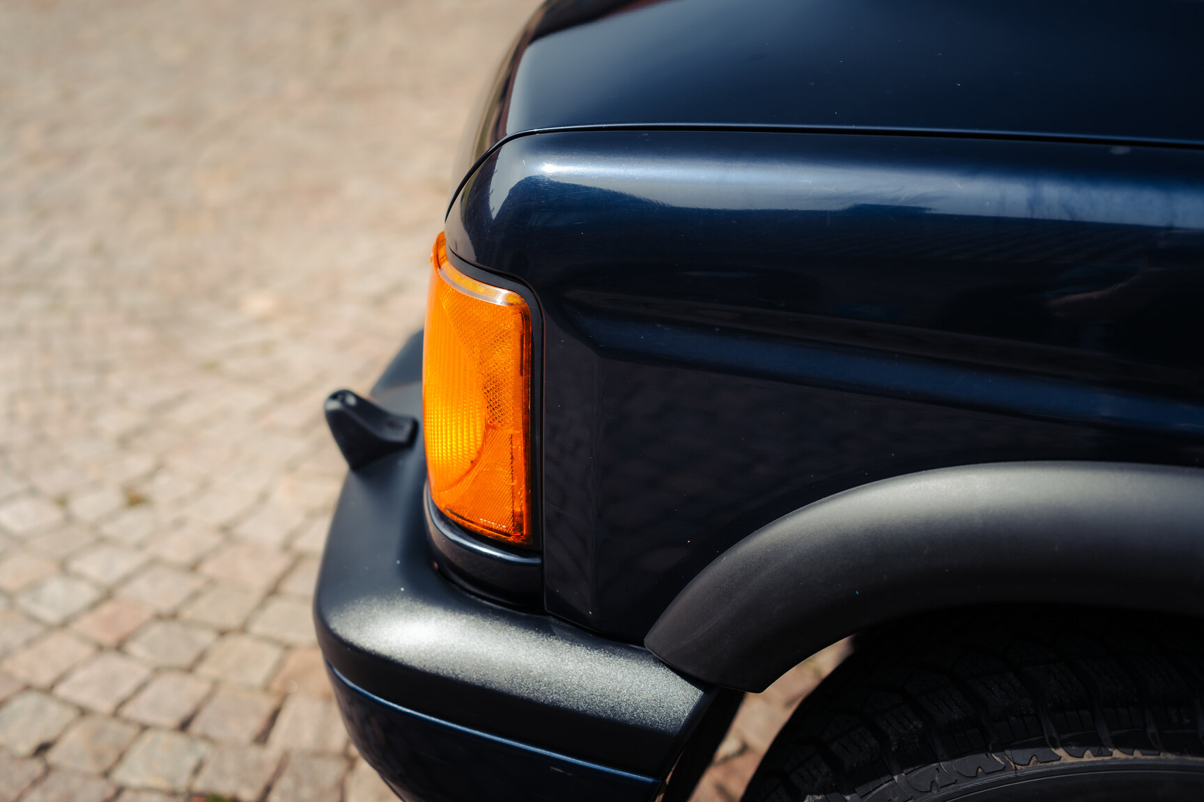 Exteriörbild på 1999 Landrover Discovery II V8