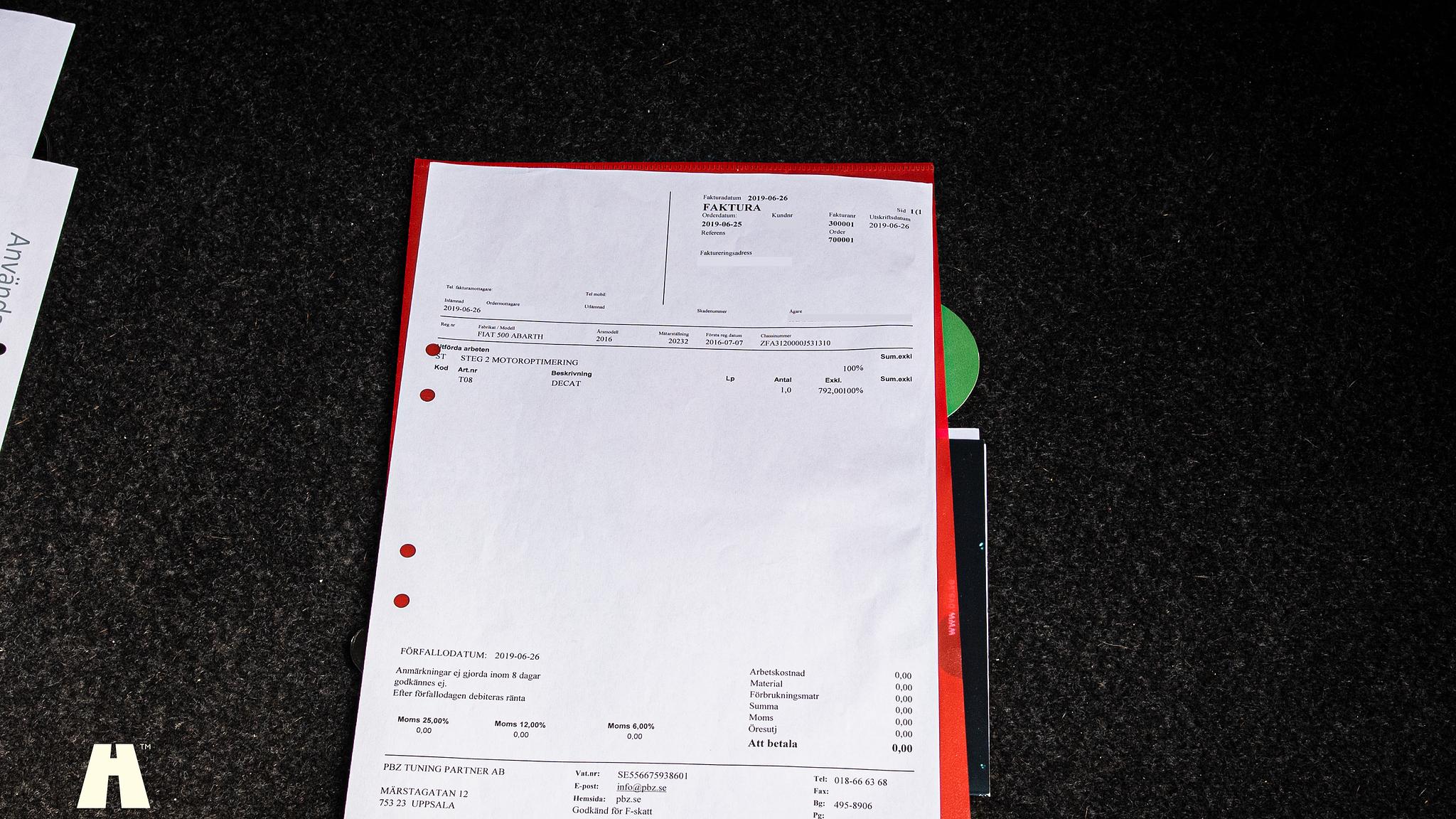 Documentation for 2016 Abarth 595 Competizione (23)