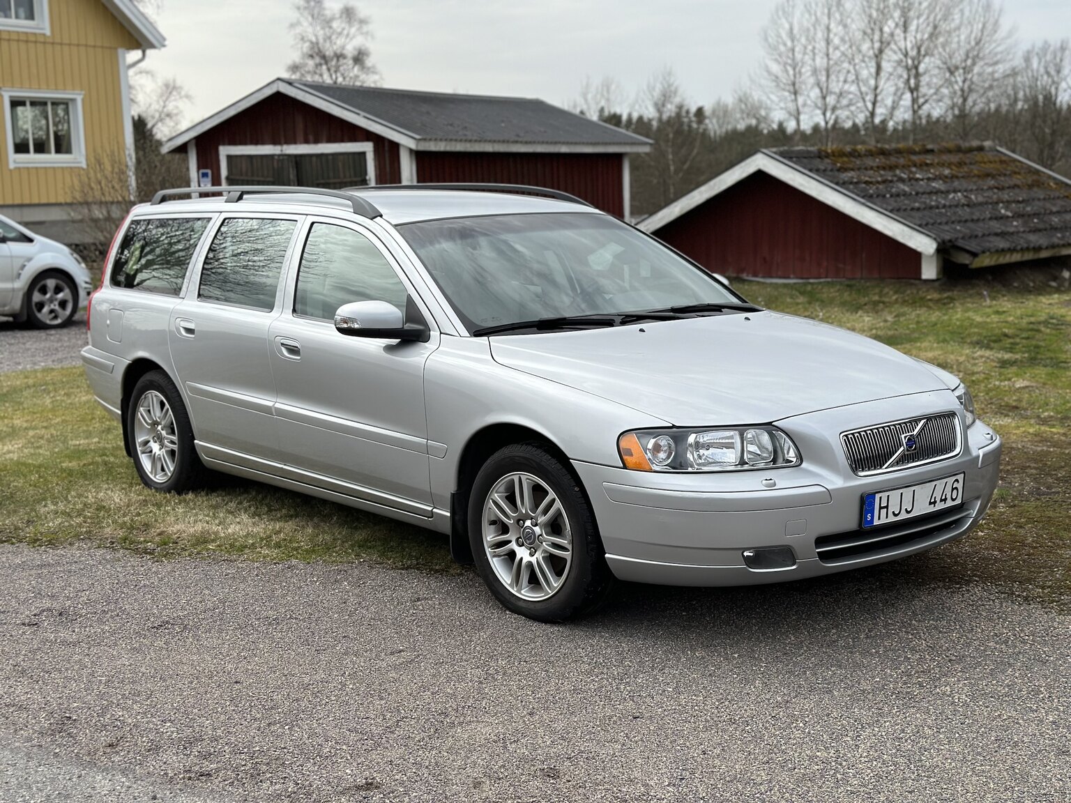 Exteriörbild på 2008 Volvo V70 Classic