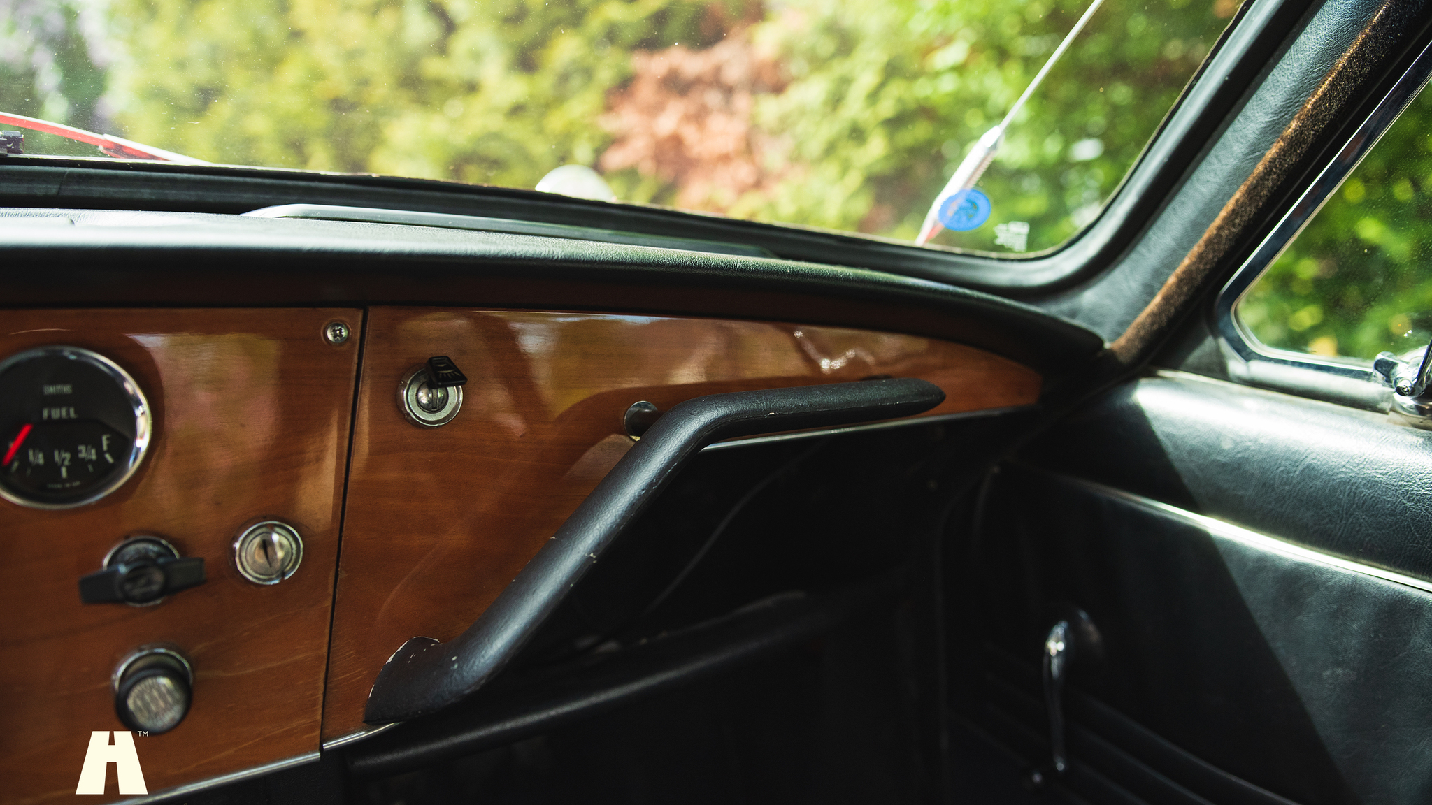 Interior image of 1967 Triumph GT6