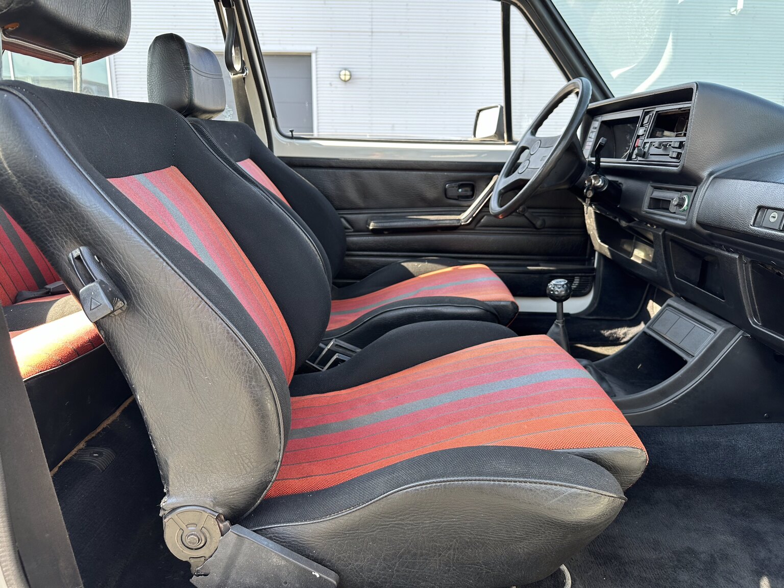 Interiörbild 1983 Volkswagen Golf GTI