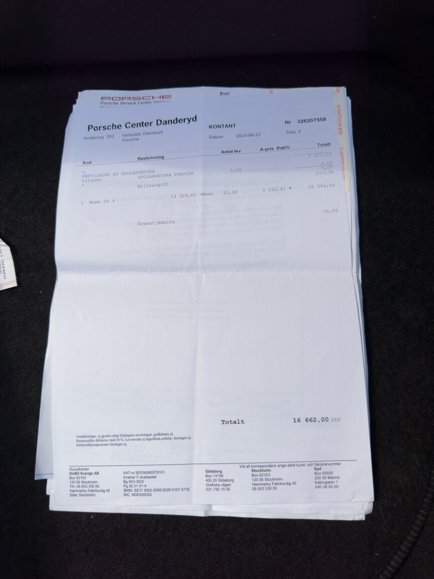 Dokumentation för 2004 Porsche 911 Carrera 4