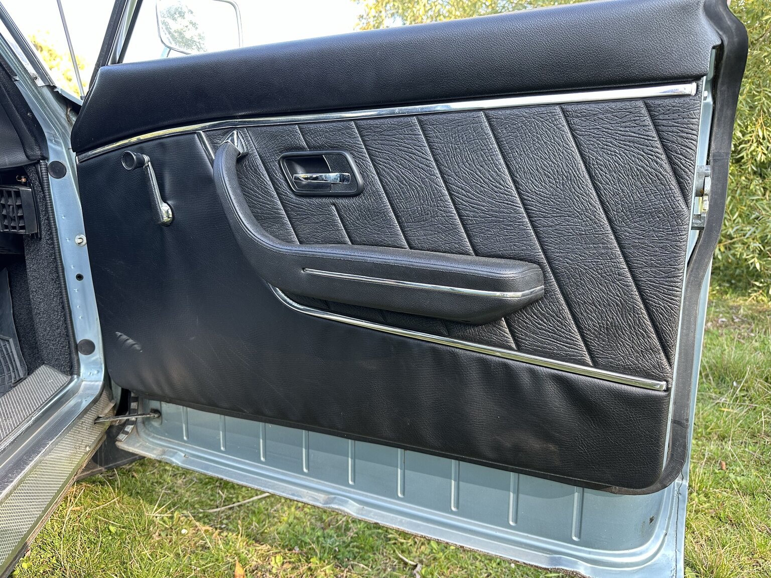 Interior image of 1975 NSU RO 80