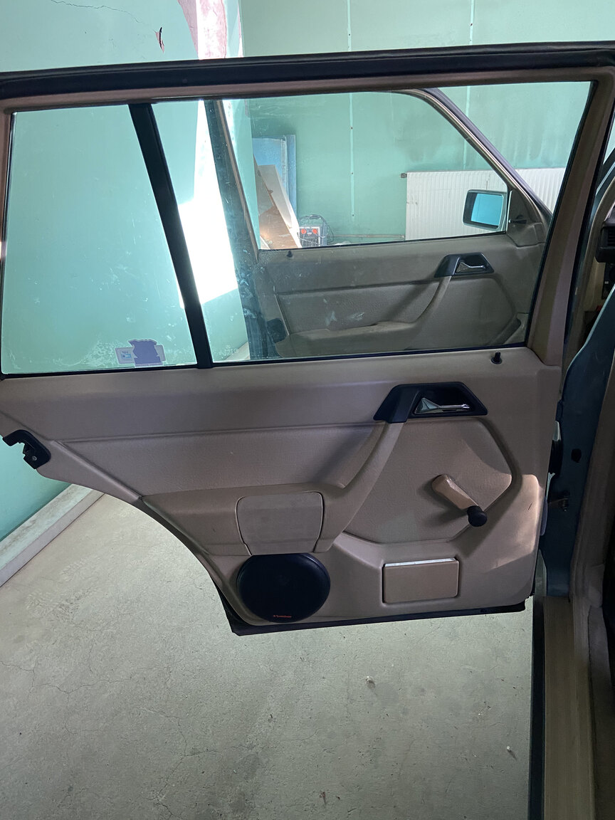 Interiörbild 1989 Mercedes-Benz 300 TE 4Matic