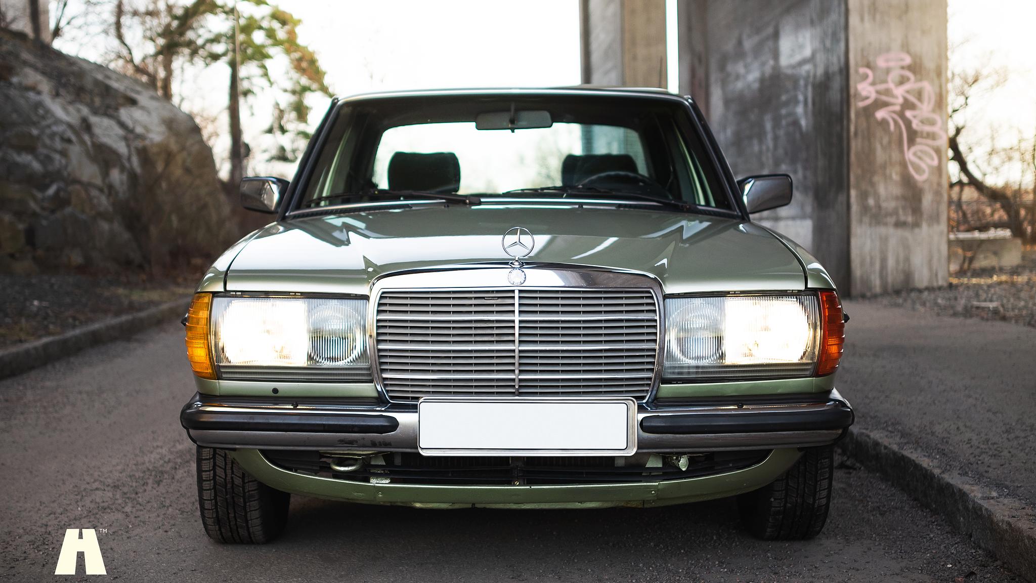 Exteriörbild på 1985 Mercedes-Benz 200 Series 3  (8)