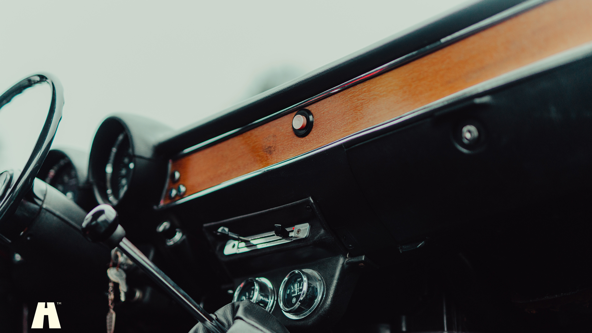 Interiörbild 1972 Alfa Romeo Giulia GT 1300 Junior