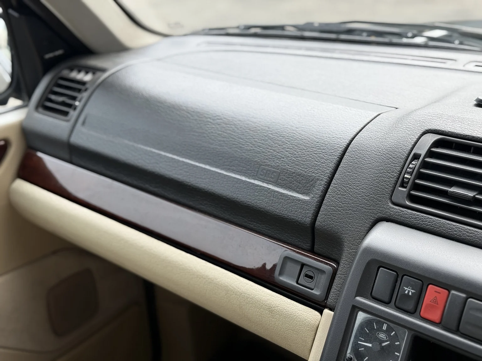 Innenraumfoto von 1998 Land Rover Range Rover P38 (14)