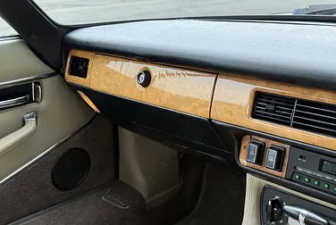 #<Image:0x00007fbbeb9ca000>