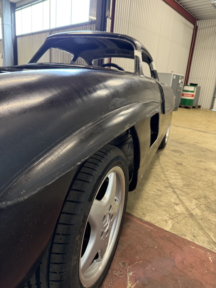 Exterior image of 2000 Mercedes-Benz SLK 230 "Gullwing" (13)