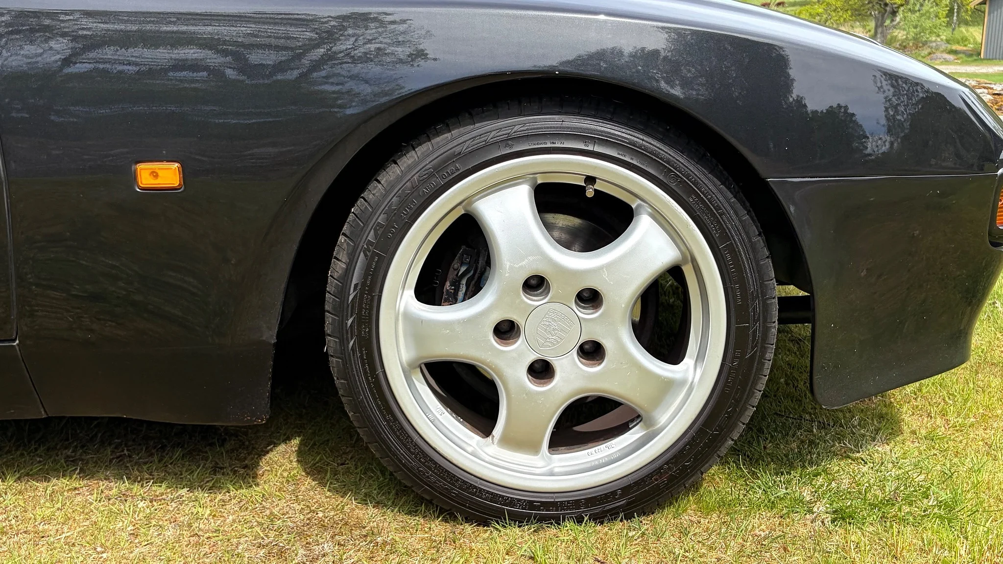 Aussenfoto 1983 Porsche 944 1,8 TFSI Targa  (16)
