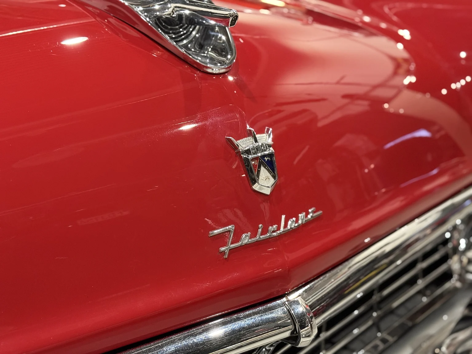 Aussenfoto 1956 Ford Fairlane Sunliner V8 5.1 (54)