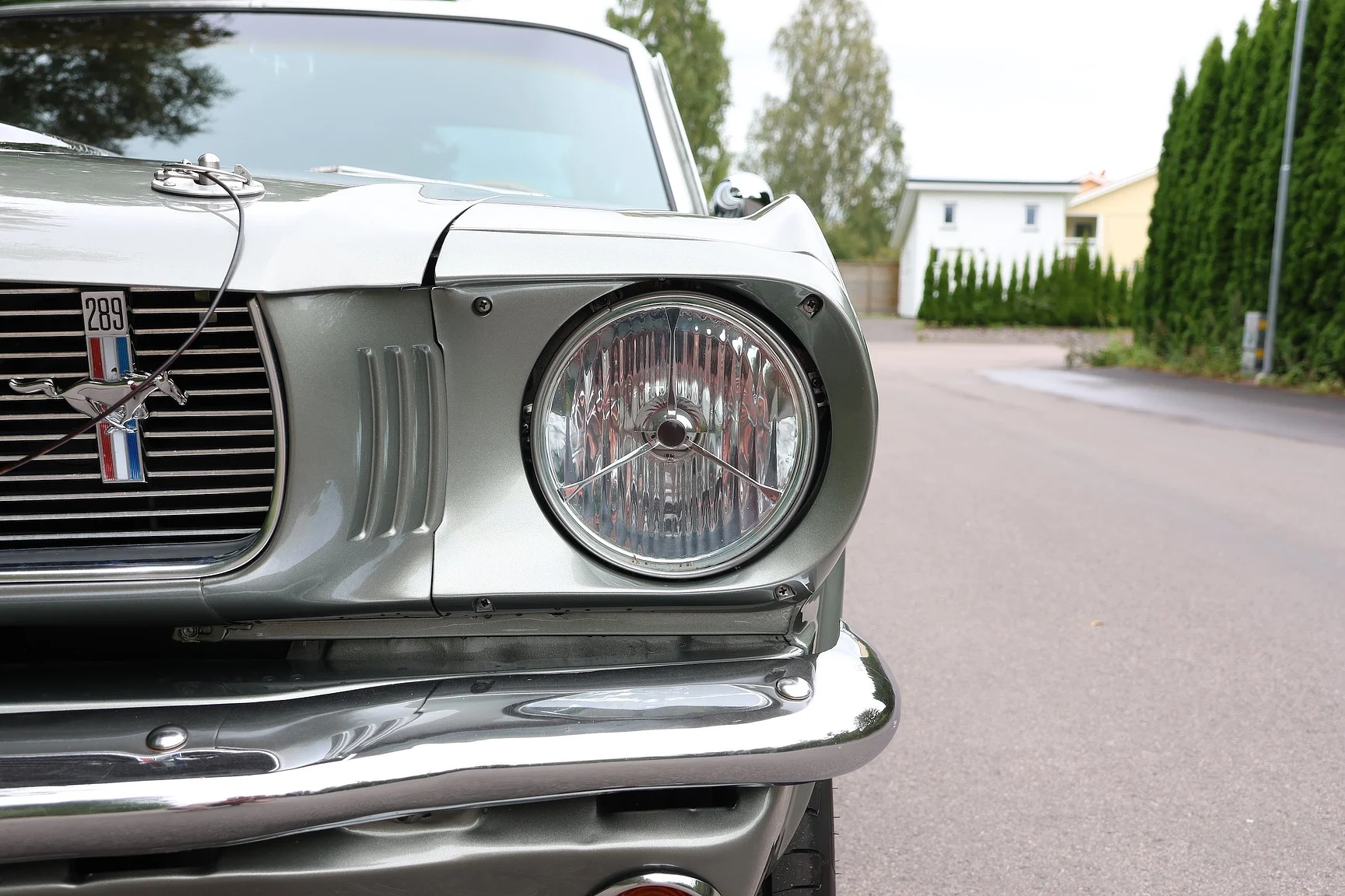 Exterior image of 1965 Ford Mustang Fastback Restomod (24)