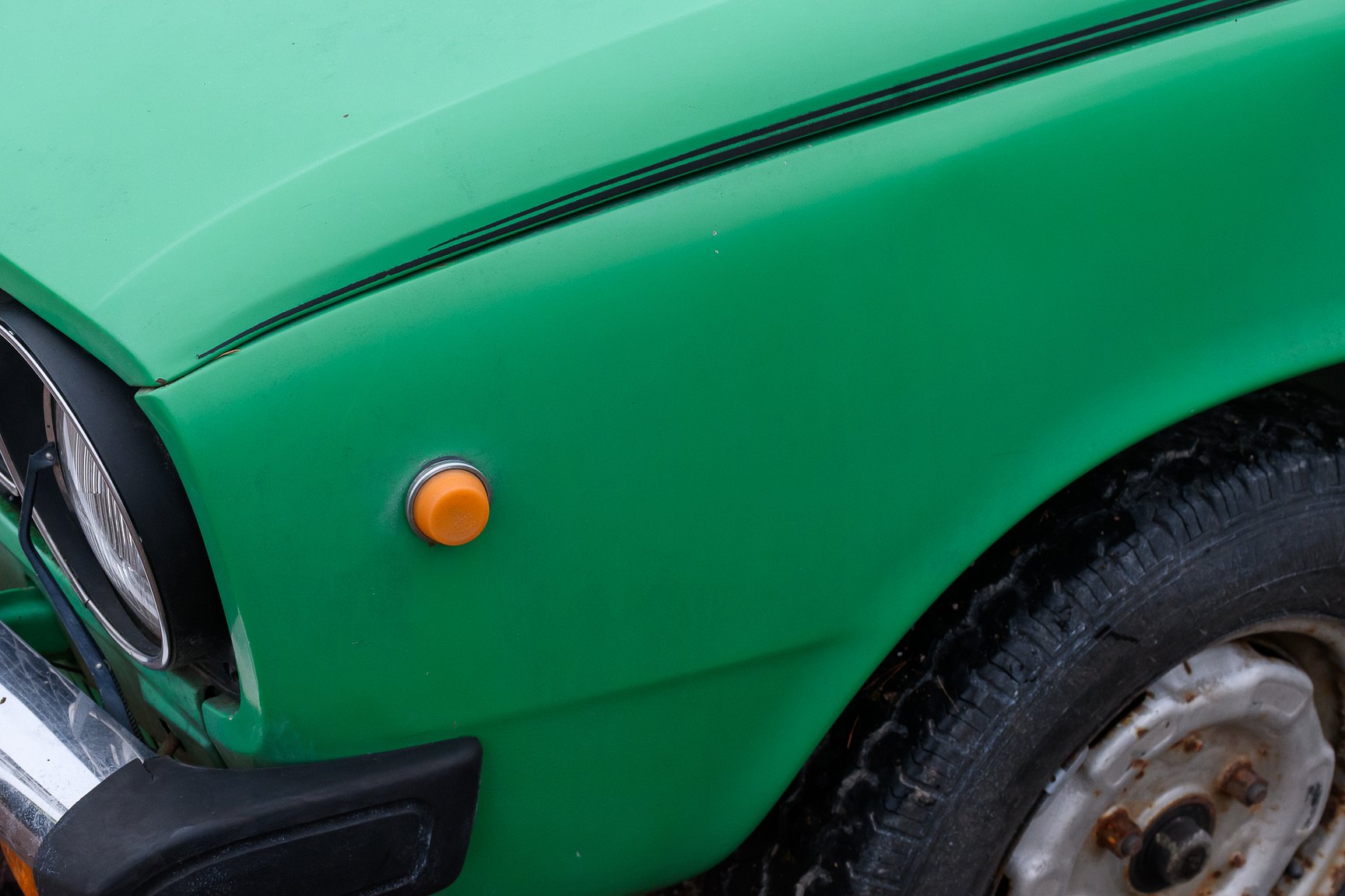 Exteriörbild på 1974 DAF 6633 - NO RESERVE