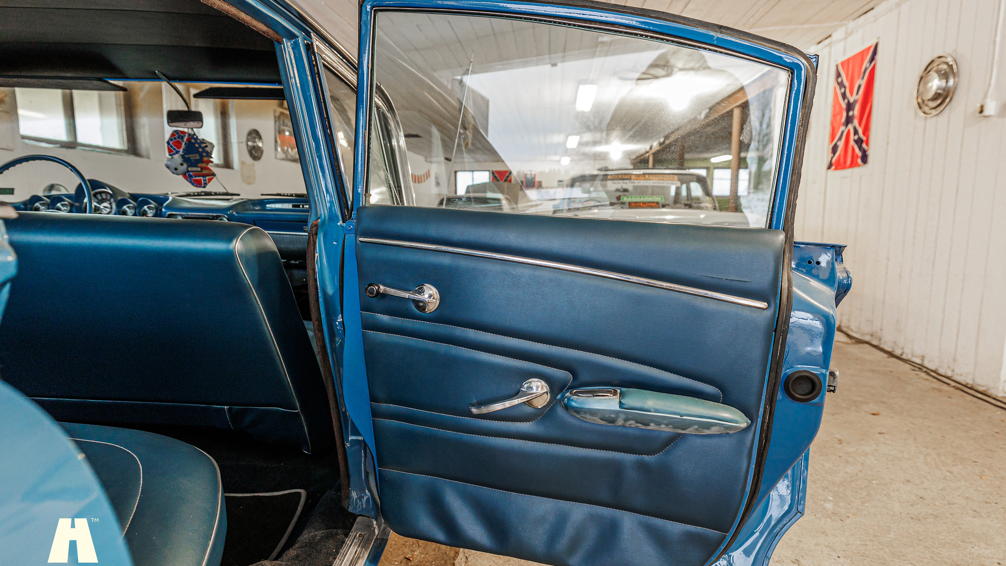 Innenraumfoto von 1959 Chevrolet Impala 348