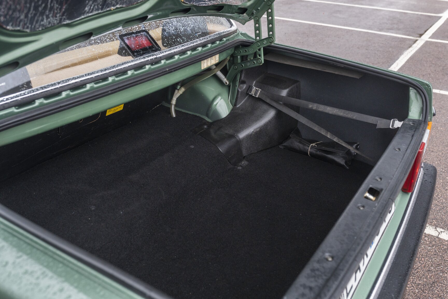 Interior image of 1981 Volvo 244