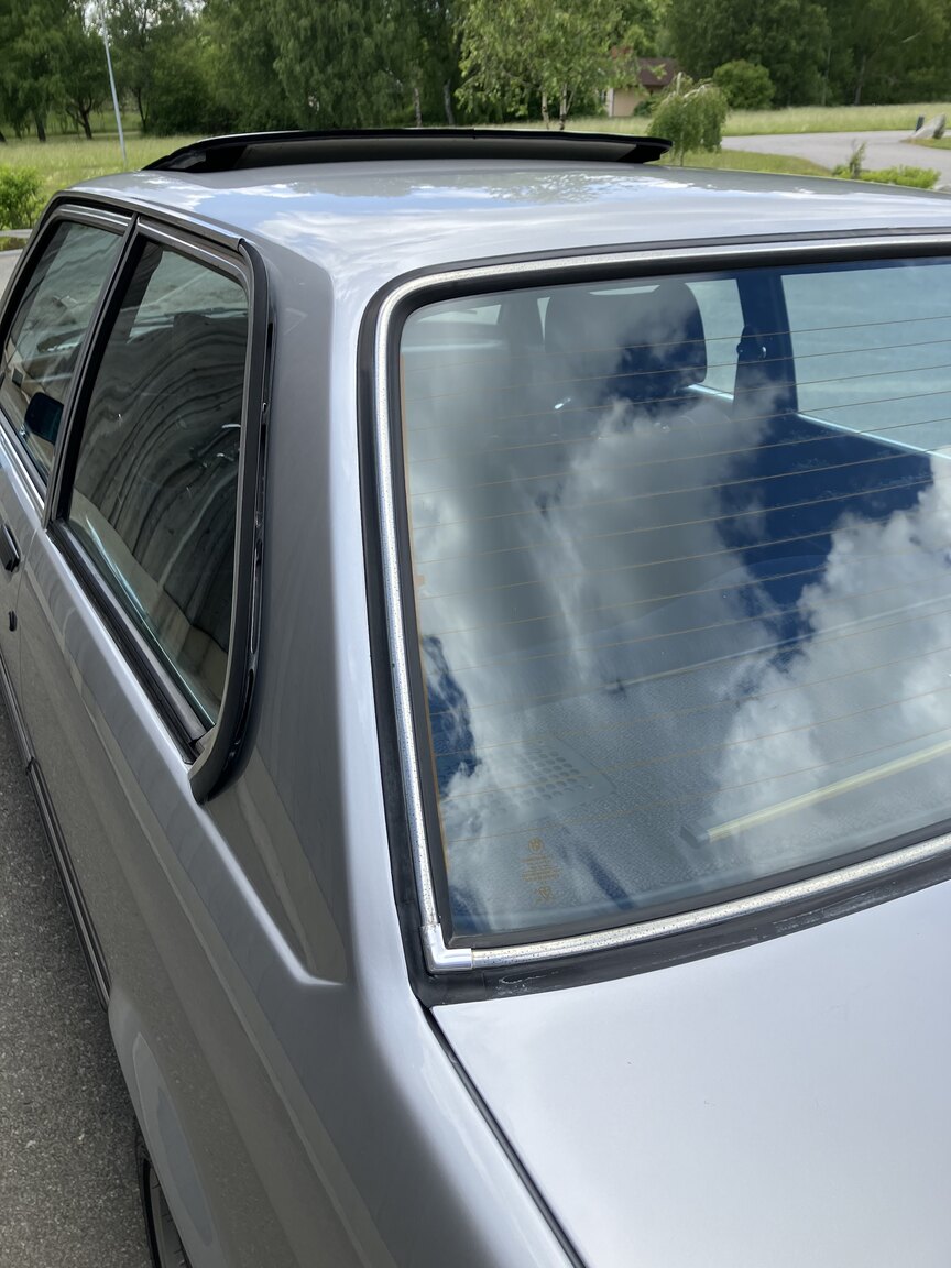 Exterior image of 1979 BMW 323i