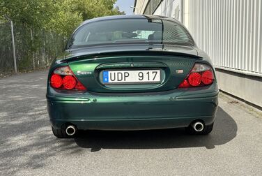 Exterior image of 2003 Jaguar S-Type R