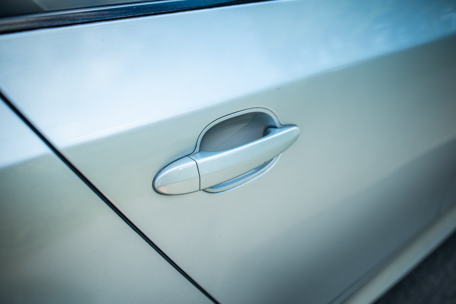 Exterior image of 2006 BMW E60 M5