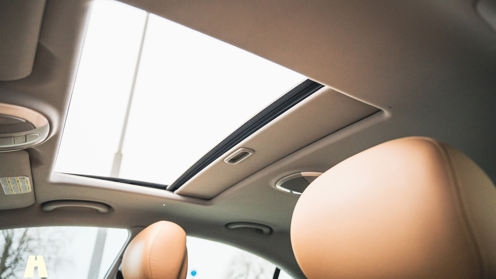 Innenraumfoto von 2008 Mercedes-Benz CLS 63 AMG (52)