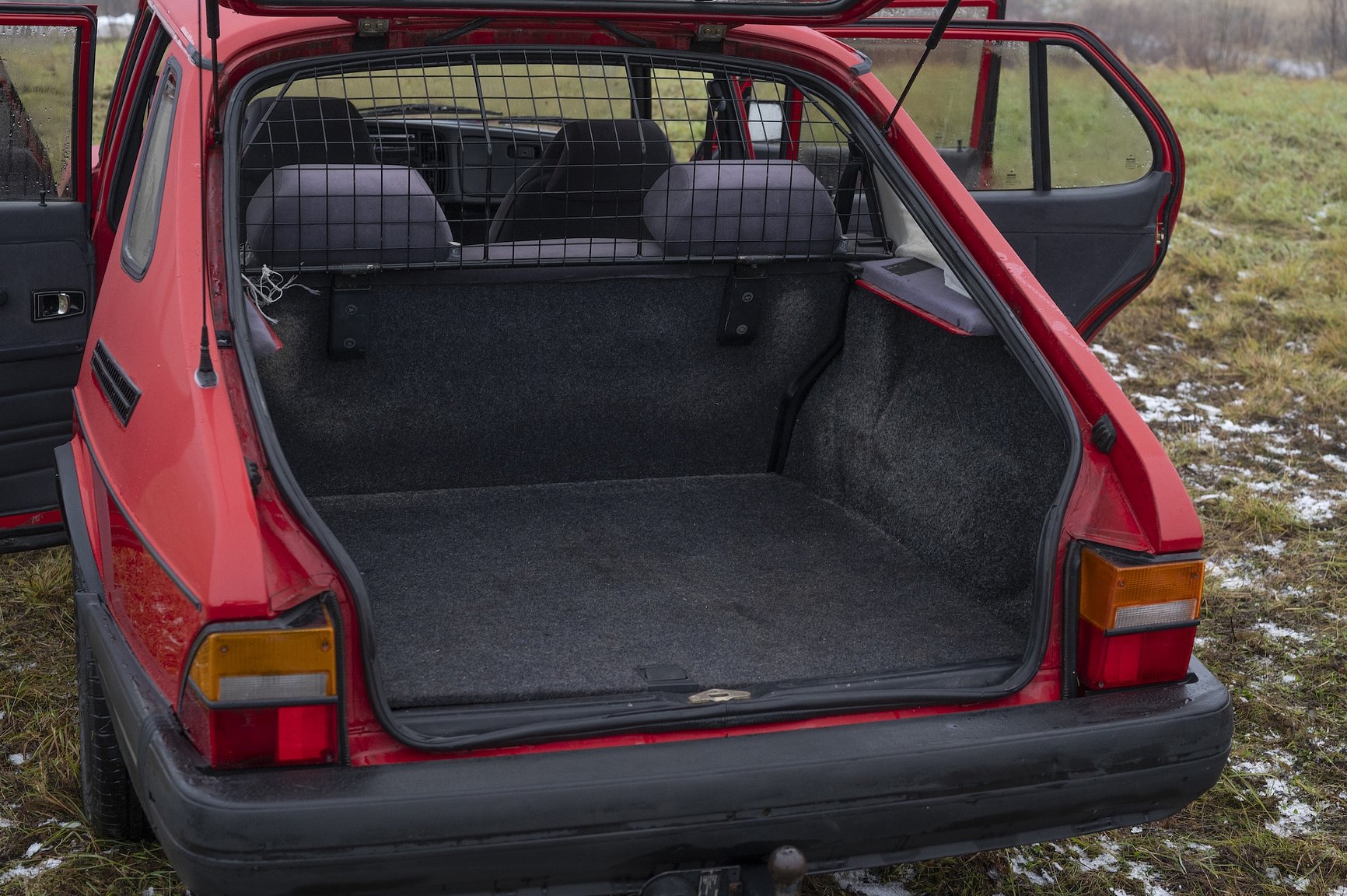 Interiörbild 1992 SAAB 900 S – NO RESERVE