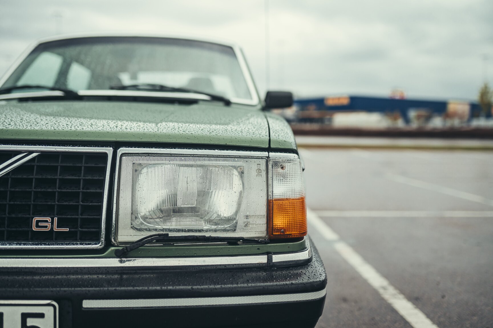Exterior image of 1981 Volvo 244