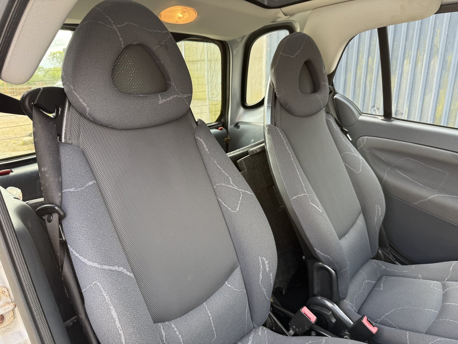 Innenraumfoto von 2005 Smart Fortwo 0.7