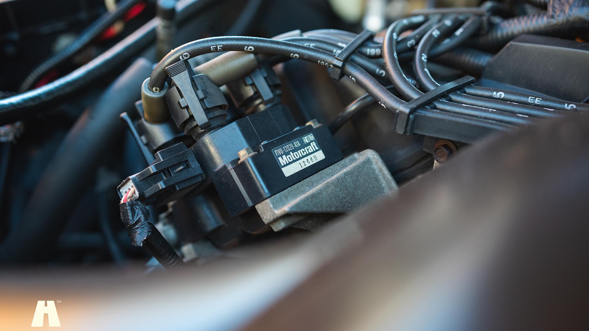 Image of 1992 Lincoln Town Car Limousine  mechanics