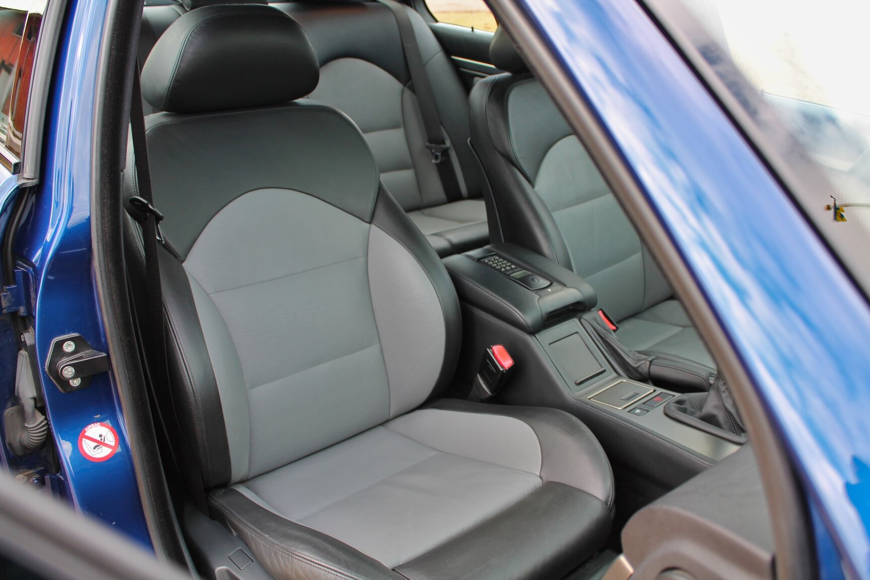 Interiörbild 2003 BMW M5