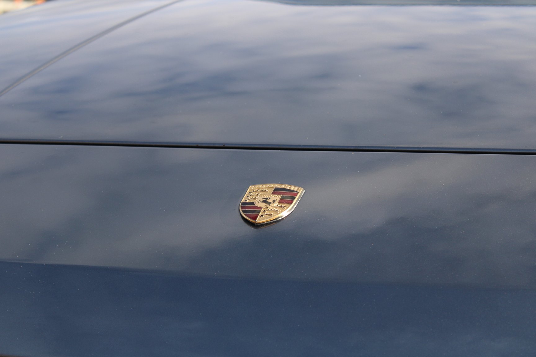 Exterior image of 1991 PORSCHE 944 S2