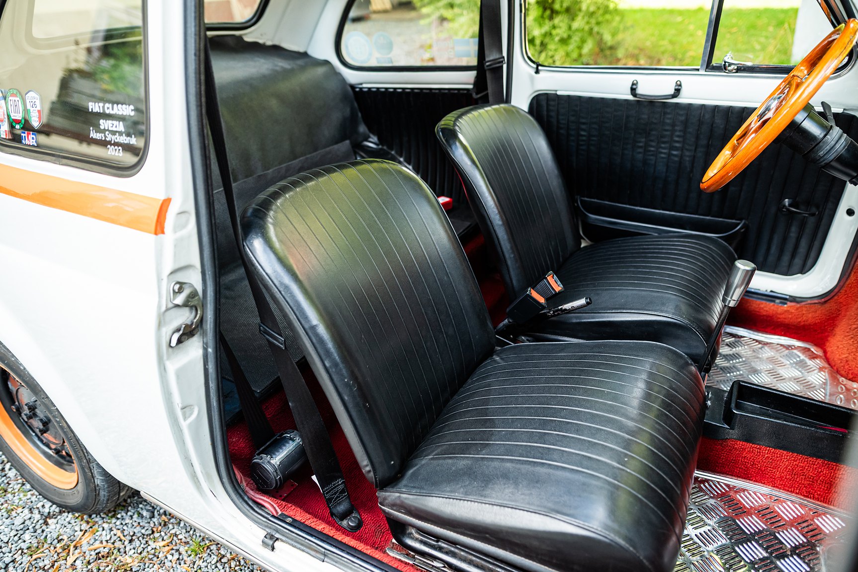 Interior image of 1971 FIAT 500 "Superiore"