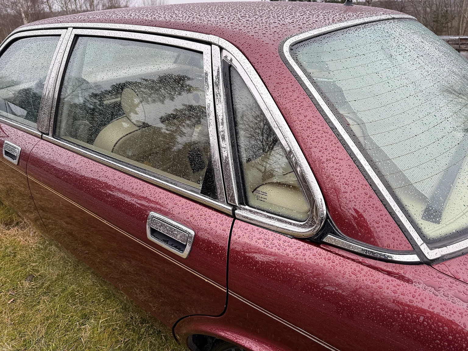 Exteriörbild på 1991 Jaguar XJ40 Sovereign (49)