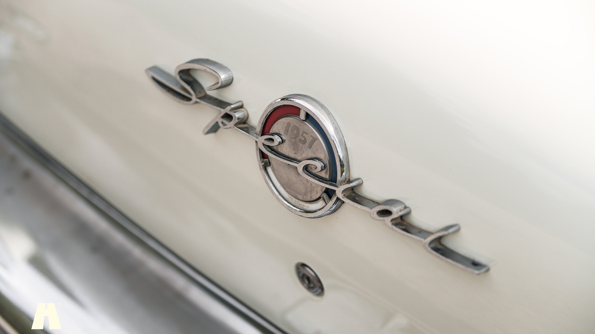 Exterior image of 1957 Buick Special Riviera (Model 46R) V8 (52)