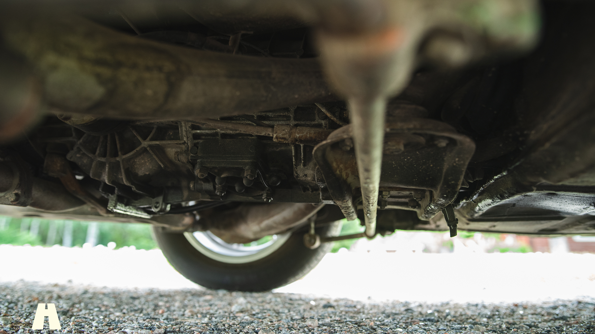Image of 1976 Porsche 911 Targa mechanics