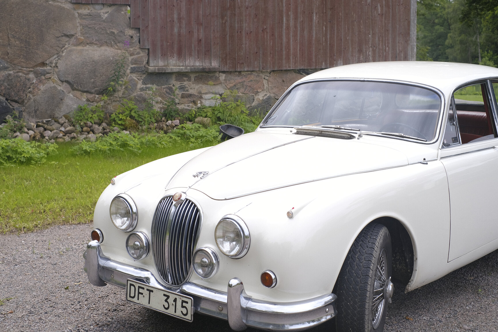 Exterior image of 1963 Jaguar Mark II 3.8 Litre
