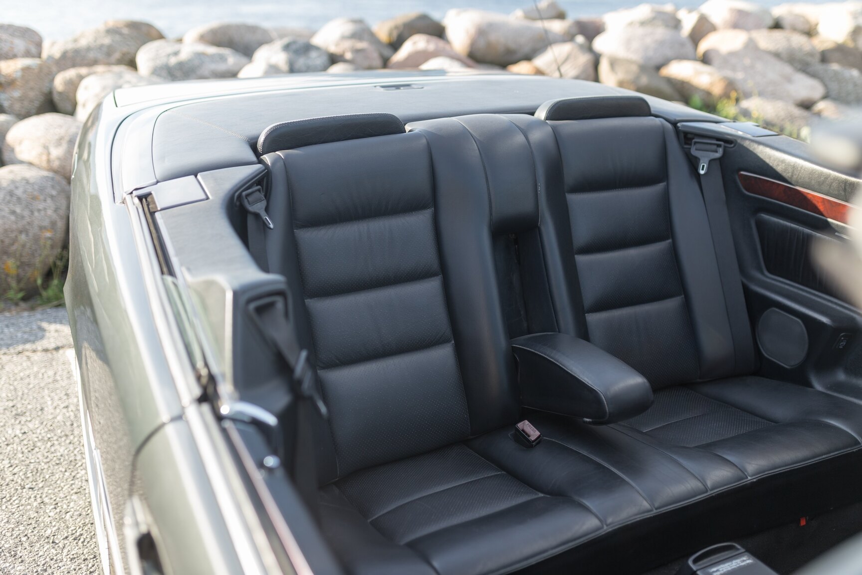 Interior image of 1993 Mercedes-Benz 300 CE-24 Cabriolet