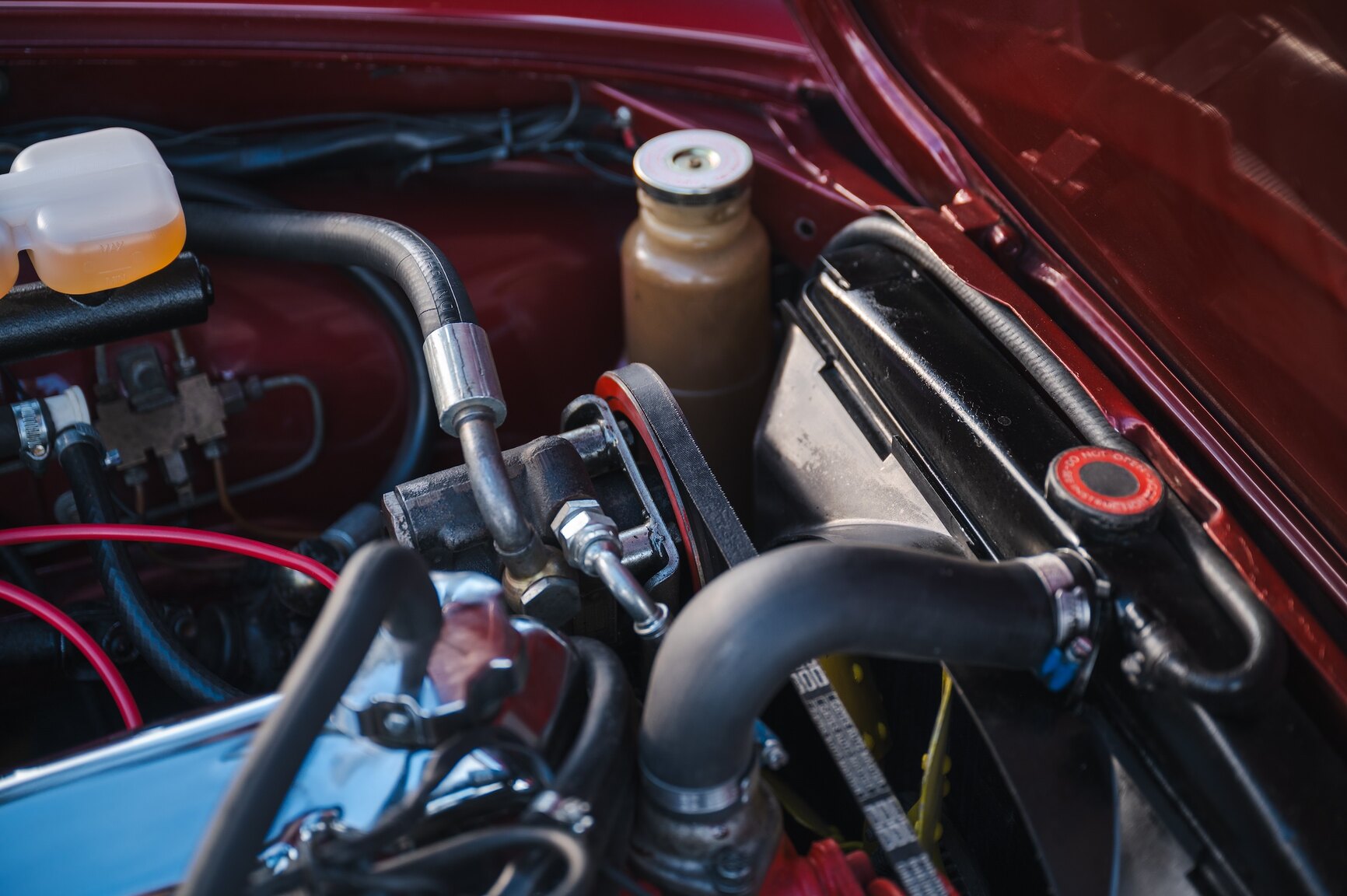Image of 1972 Volvo 1800 ES mechanics