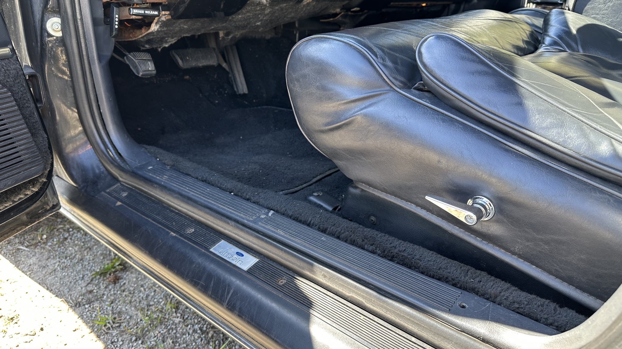 Interior image of 1988 Lincoln Town Car