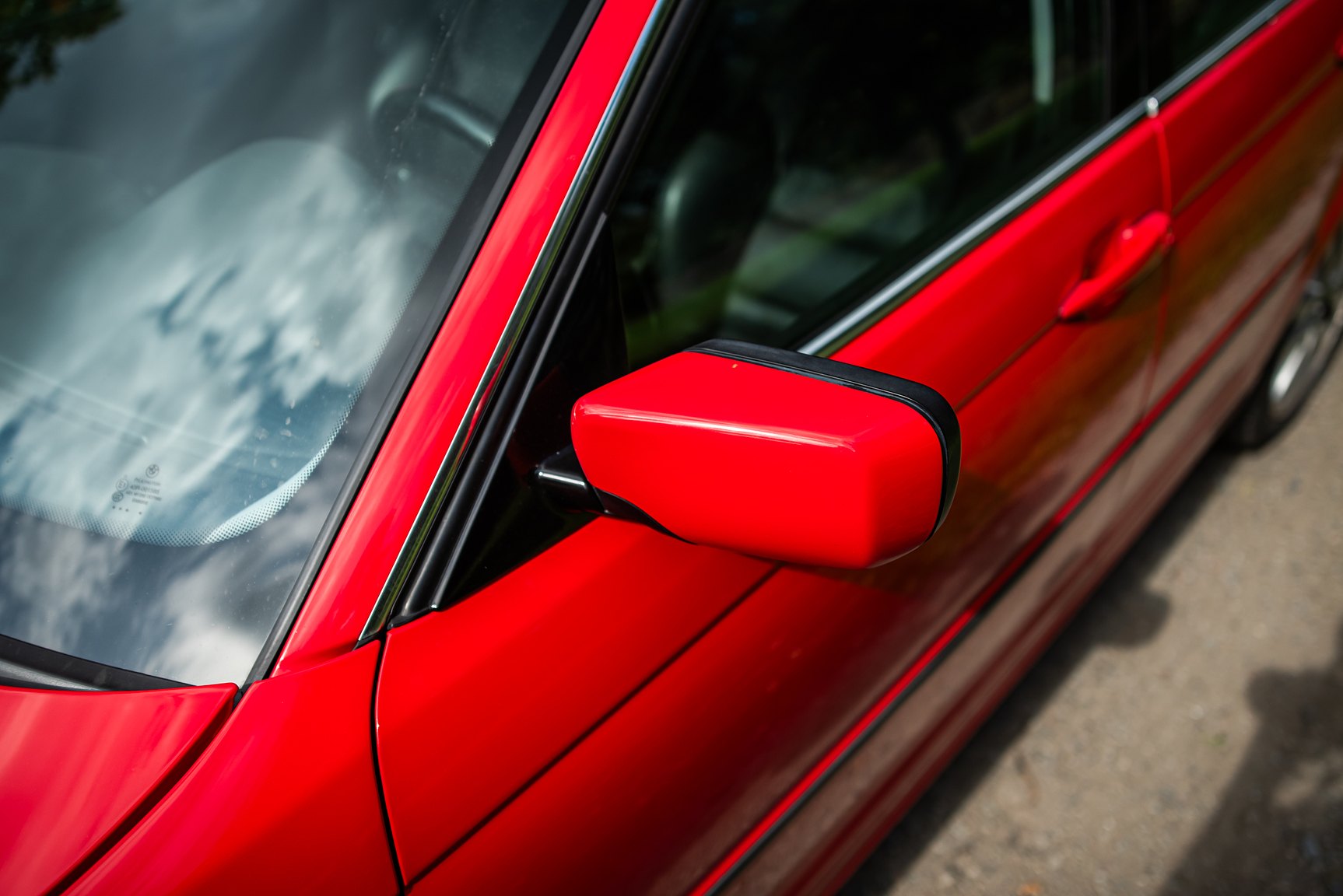 Exterior image of 2001 BMW 330Xi