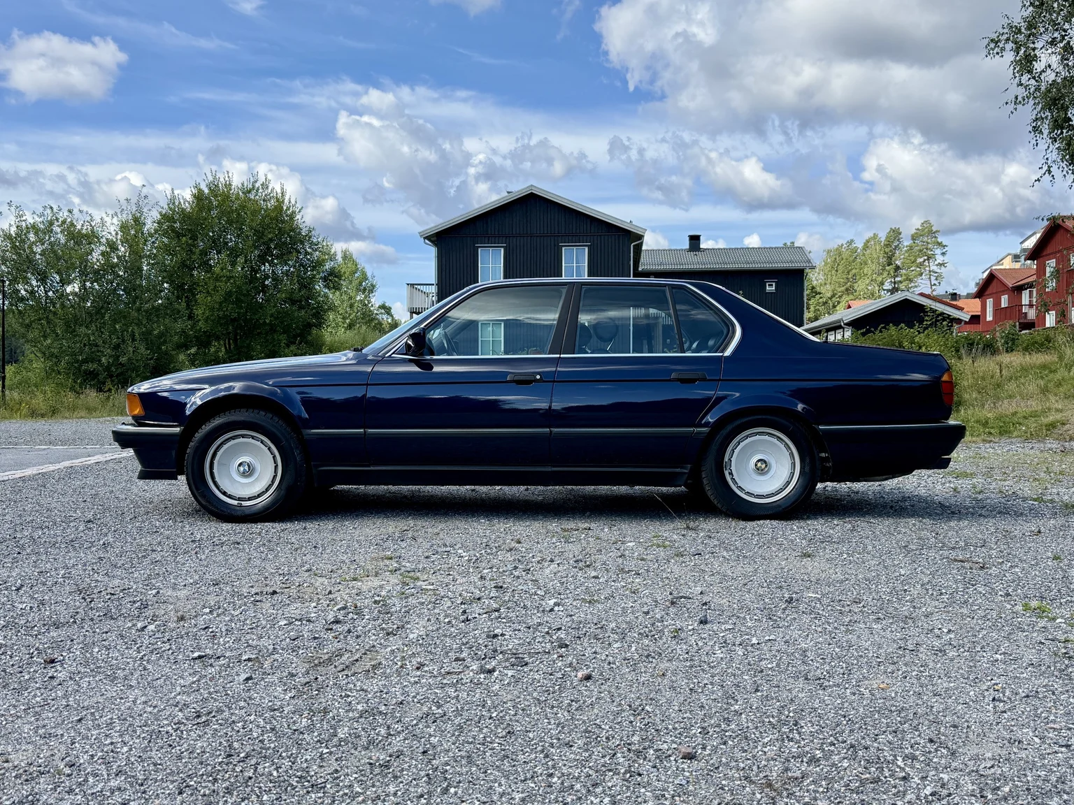 Aussenfoto 1990 BMW 750i (8)